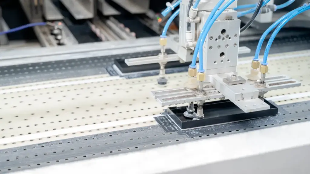 Automatically position and assemble pen components