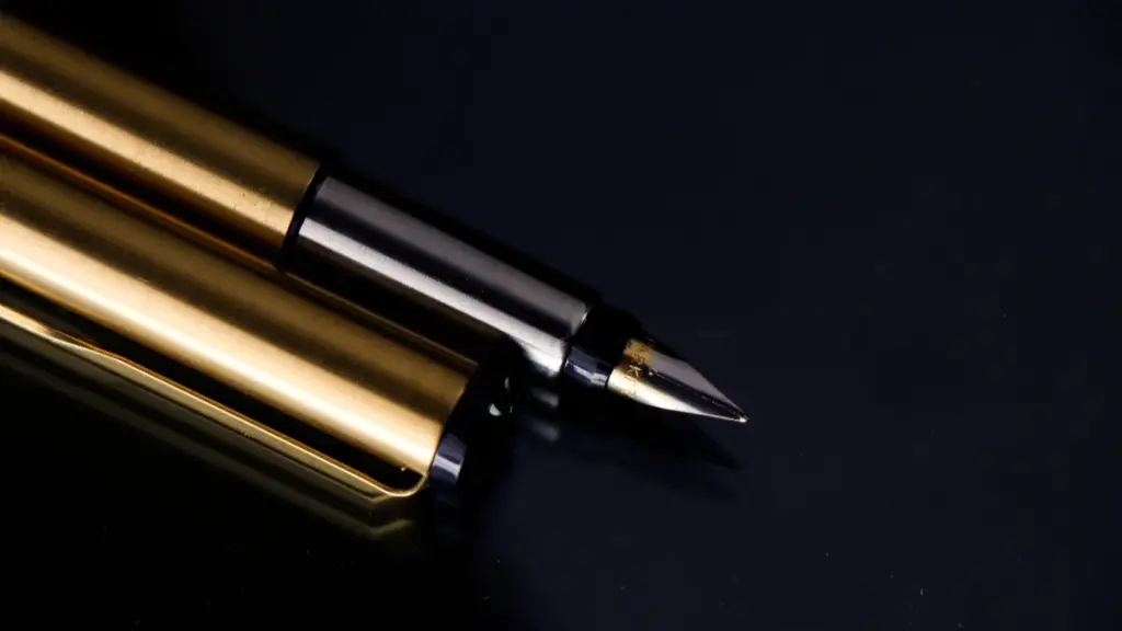 metal fountain pen
